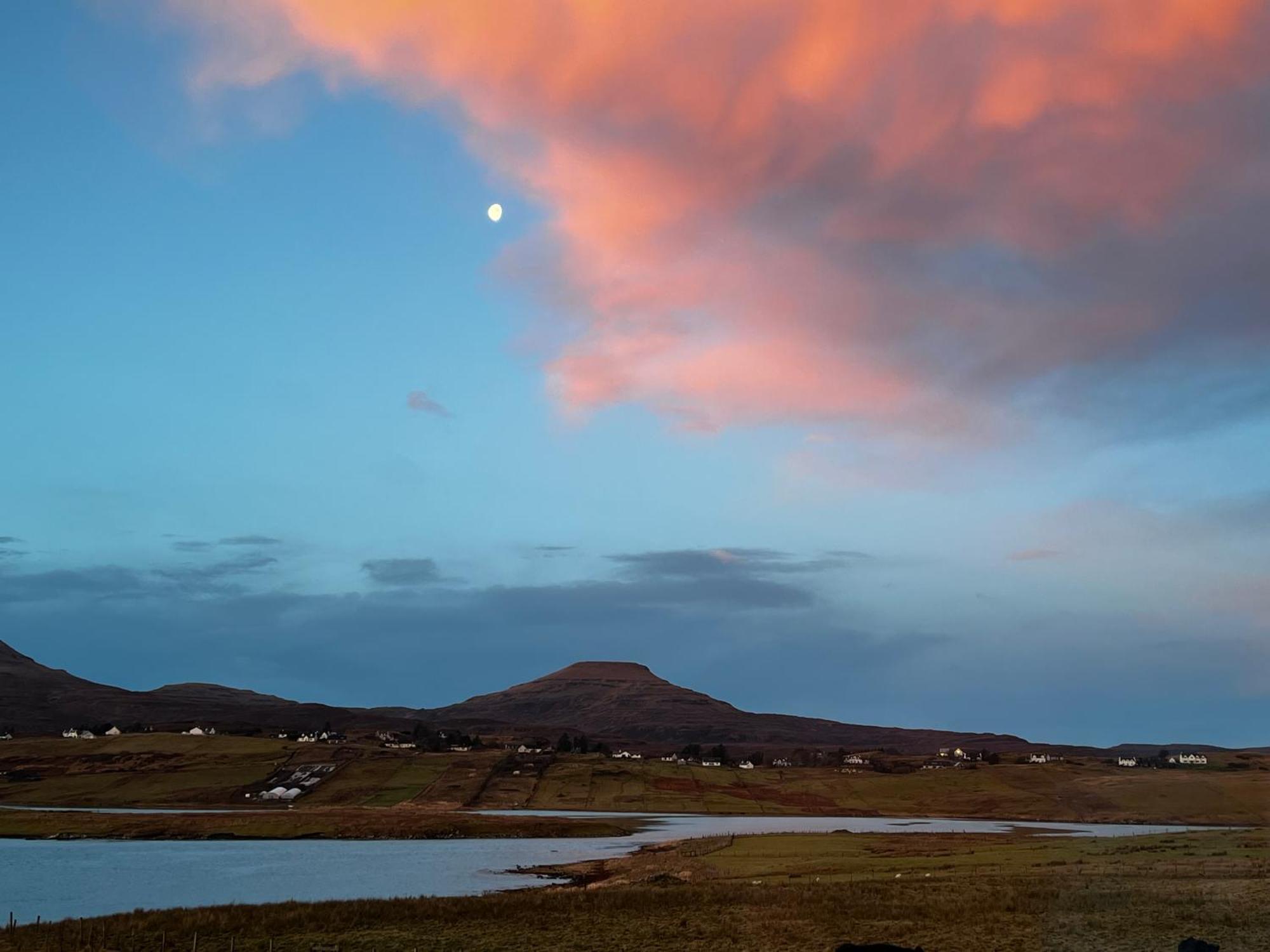 The Bothy, Vatten, Dunvegan Lonmore Esterno foto